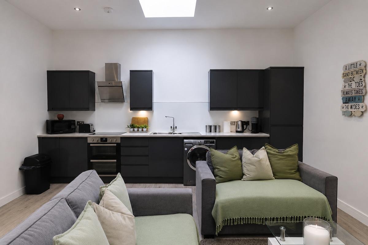 Roker Beach House | Near Stadium | Free Parking3